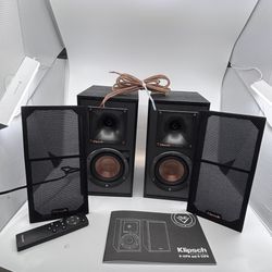 Klipsch R-41PM Powered Bluetooth Bookshelf Speakers w/ Cables & Remote – Tested
