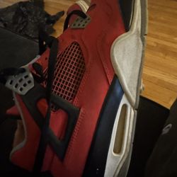Jordan 4