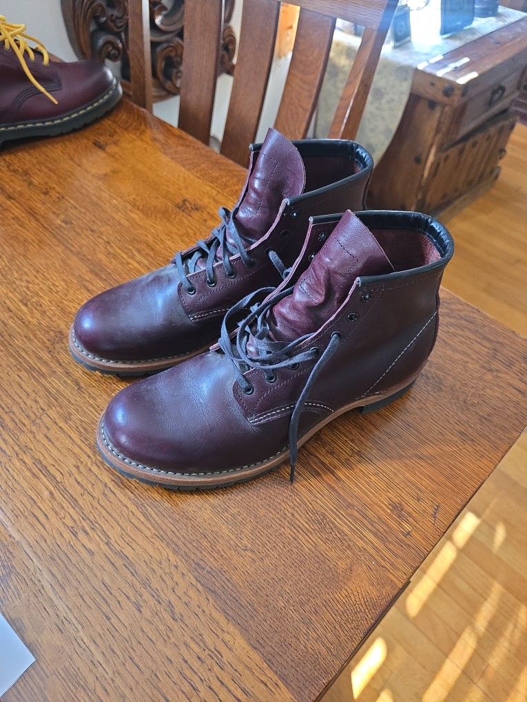 Red  Wing  Boots Size 9