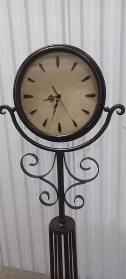 CLASSY WROUGHT IRON FLOOR CLOCK good quality