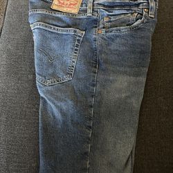 Levis 