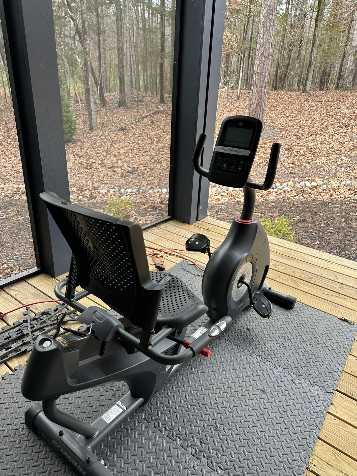 Elliptical stationary bike- Swinn