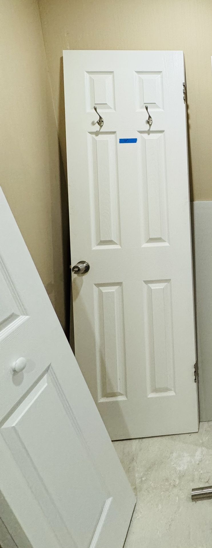 Interior Door 24'
