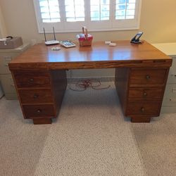 Large Desk