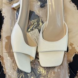 Beige Kitten Heels – Brand New (Women’s 9)