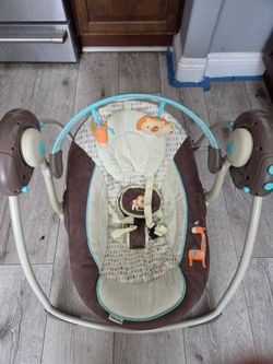 Baby swing