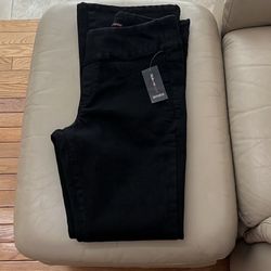 New Women’s Jeans Size Medium 32 Leg