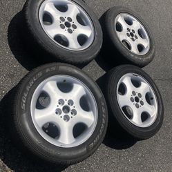 4 — 225/55r17 5x114.3 5x4.5 Stock Dodge Intrepid Toyota Camry Corolla Kia Optima Sentra Altima Tacoma Cr-v Rims Wheels Good Treads Tires!!