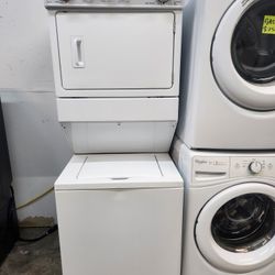 STACABLE WHIRPOOL WASHER AND DRYER Electric 
