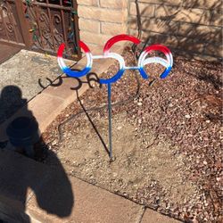Metal USA yard art