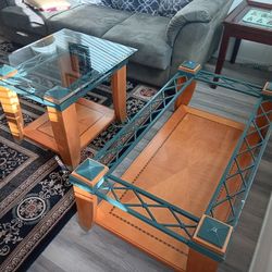 Beautiful Coffee & End Table Combo