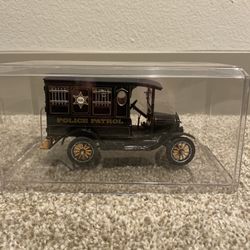 1:43 Police Paddy Wagon 