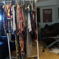 Large Bundle Lot Of Juniors/ Misses Women Clothing  Excellent Resellers Bundle