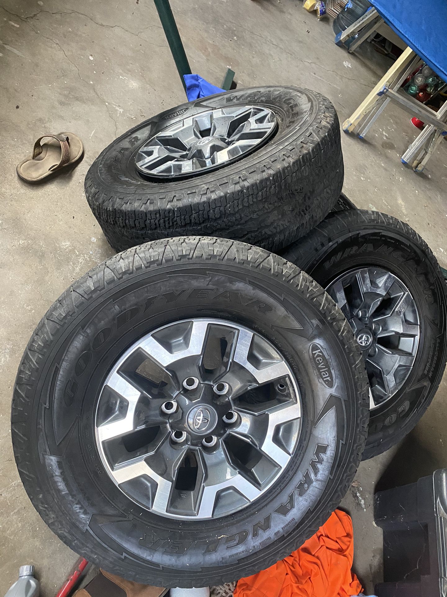 TACOMA TRD OFF-ROAD WHEELS AND TIRES