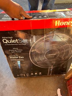 Honeywell Advanced QuietSet Whole Room Stand Fan