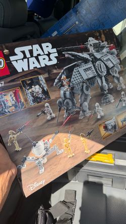 AT-TE Walker Lego set sealed
