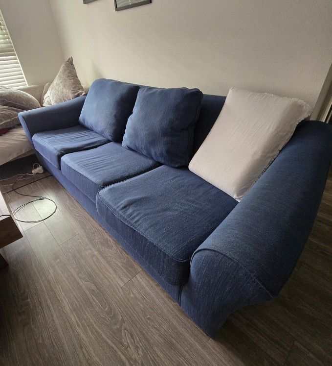 Couch / Sofa 3 Seat