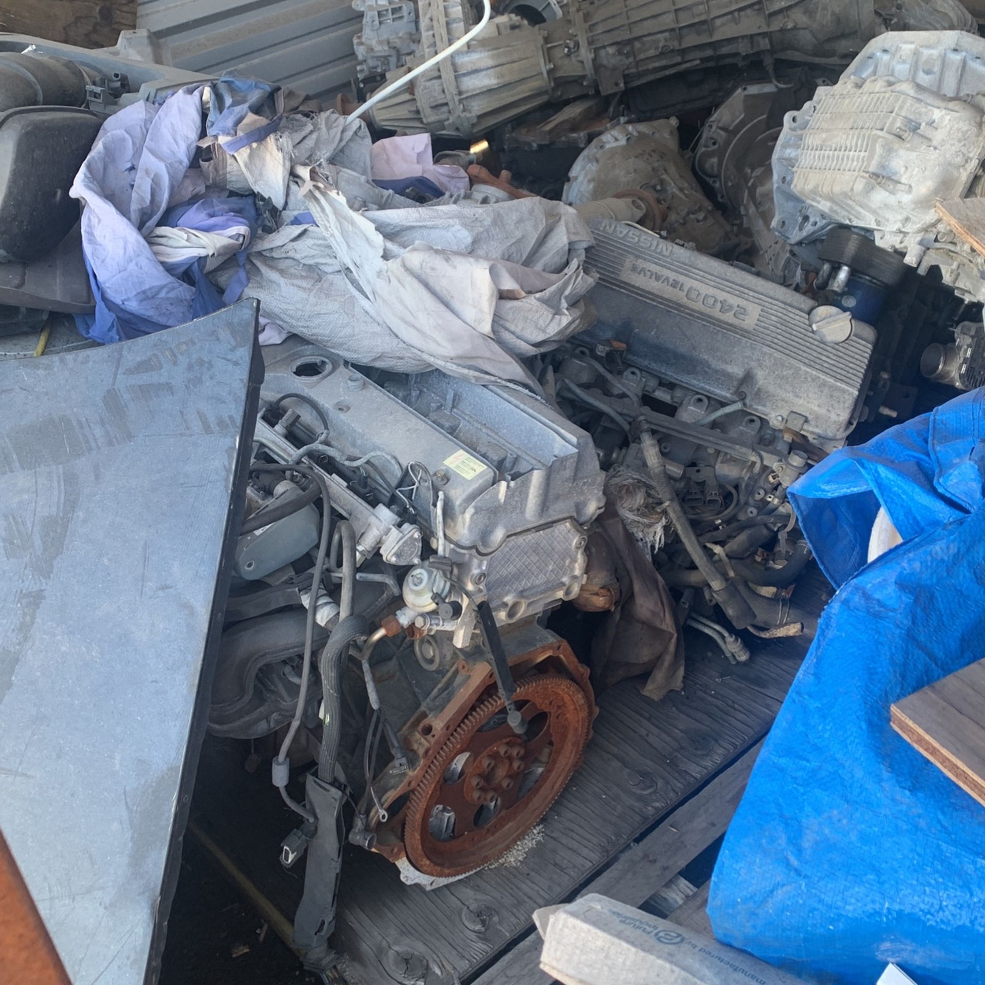 Lots Of Low Mileage Engines That Have Been Sitting For Years for Sale