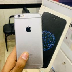 iPhone 6 Unlocked / Desbloqueado 😀 - Different Colors Available