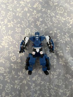 Transformers Hunt for the Decepticon Breacher