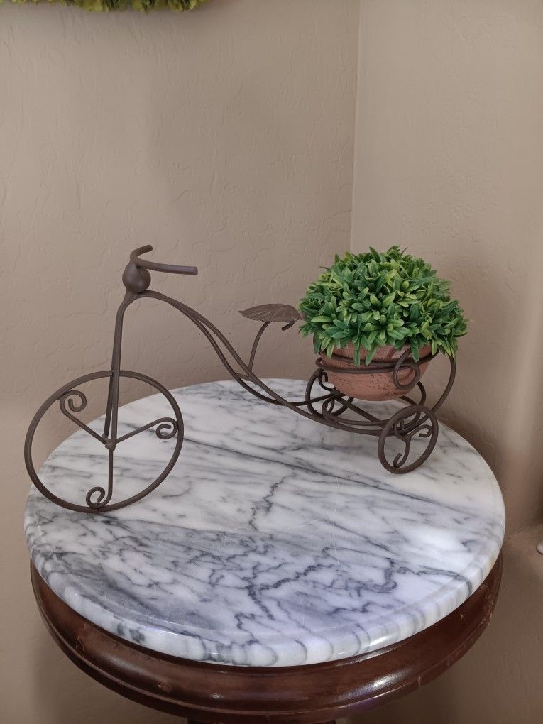 $12 Metal Bicycle Plant Holder, with Faux Plant. Fun Inside or Outside