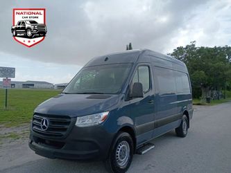 2019 Mercedes-Benz Sprinter 2500 Crew
