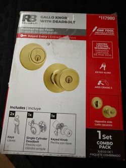 Reliabilt knob and deadbolt (missing 1screw)
