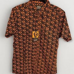Monument Halloween button-up short sleeve shirt - Size large - brand new