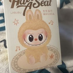 Dada Labubu 