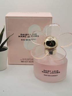 Marc Jacobs
 
Daisy Love Eau So Sweet Eau de Toilette

3.3 fl ⭐️