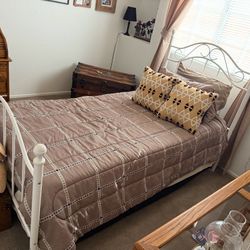 Twin Bed With Bedspread 