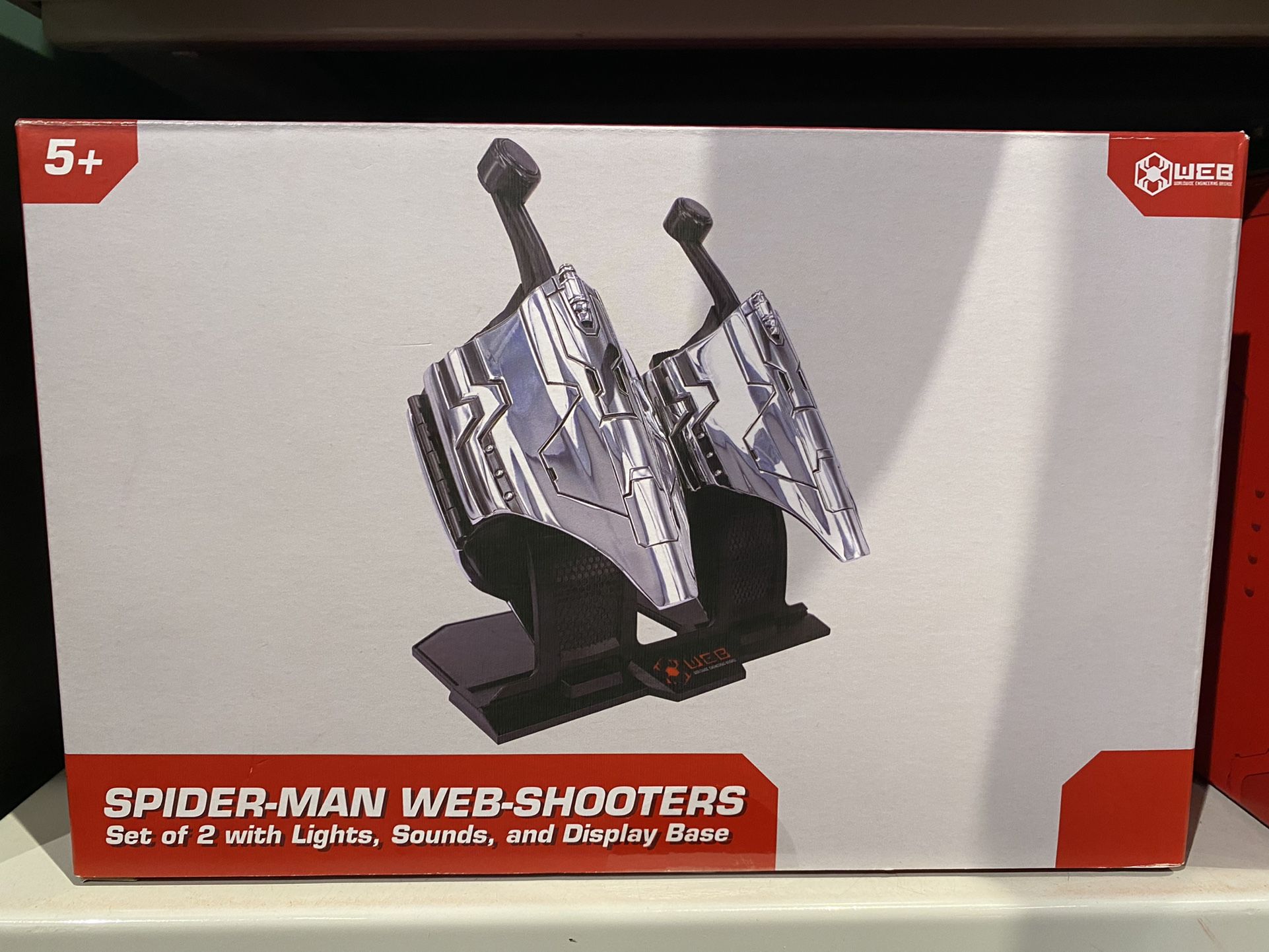 AVENGERS CAMPUS SPIDERMAN WEB SHOOTERS WITH BASE
