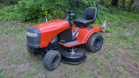 Ariens 17.5hp Riding Lawnmower
