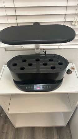 AeroGarden Bounty Basic Indoor Garden