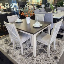 DISPLAY SALE!!! 5-PC Dining Set ONLY $399