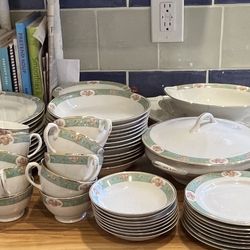 Warwick China -  -81 pieces.  Only selling as a set!  Gold rimmed. 