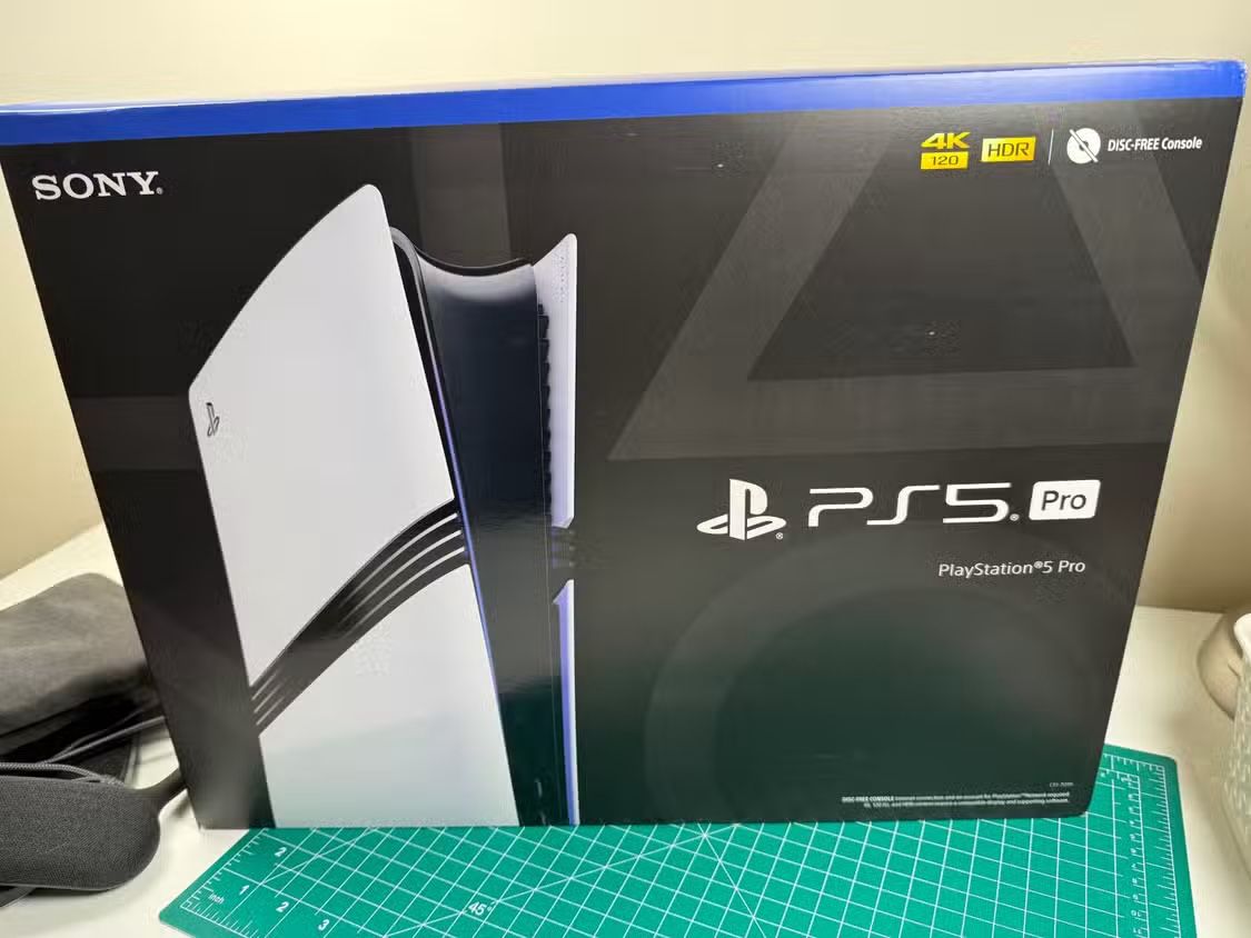 Ps5 PRO 2TB BRAND NEW