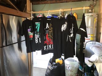 T shirt size small in man