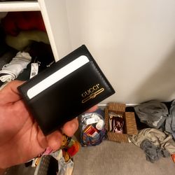 Authentic Gucci Men’s Wallet 