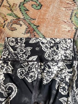 Lululemon size 4&6 align leggings  and more