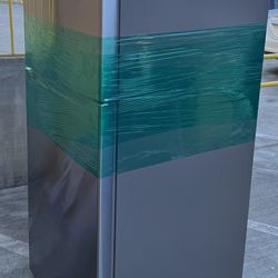 Insignia™ 18 Cu. Ft. Top-Freezer Refrigerator – Stainless Steel $319