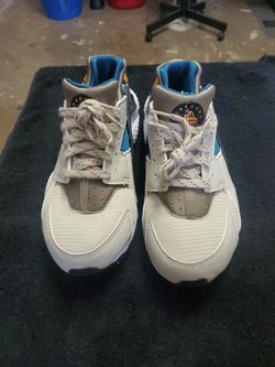 Boys Huaraches Size 7