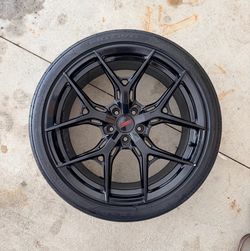 Vossen HF5 20×9 ET32 w/ Nitto 255/35R20