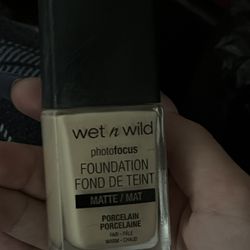 wet n wild foundation 