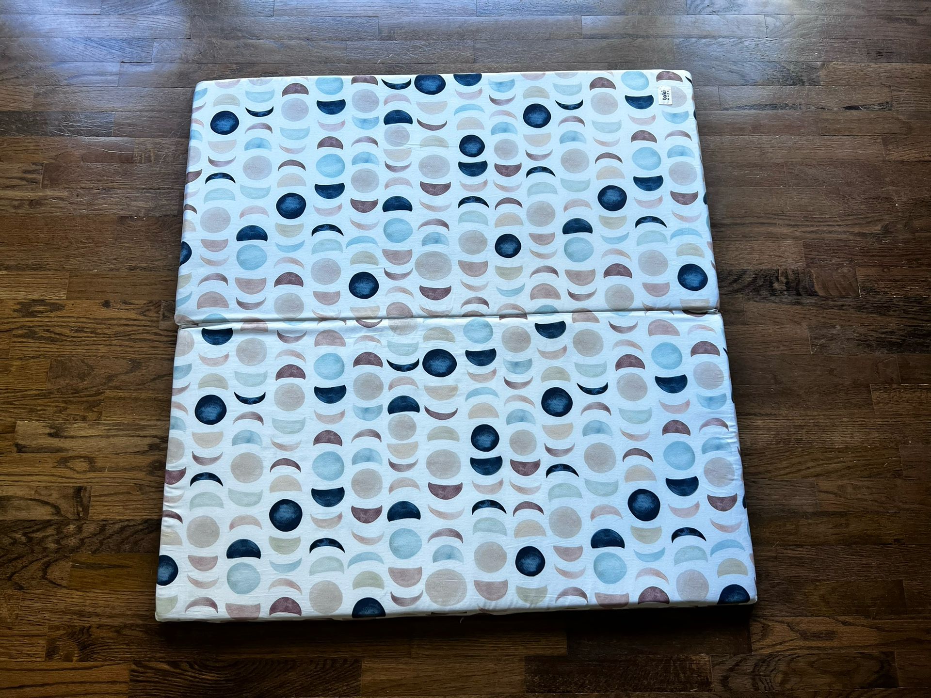 Toki Organic Cotton Play Mat 40x40”