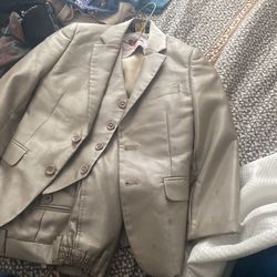 Size 5 Kids Tuxedo 