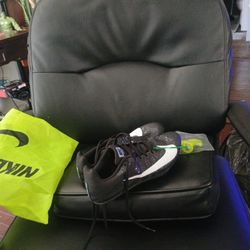 Nike Racing Shoes Six And A Half Size