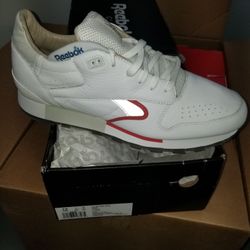 Reebok CL Urge