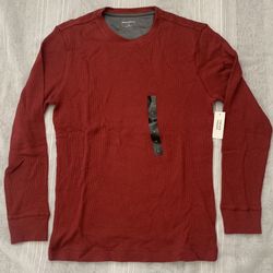 NWT BANANA REPUBLIC Men's Size M Long Sleeve Waffle Shirt Red.   