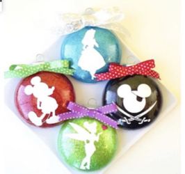 Customized Christmas ornaments